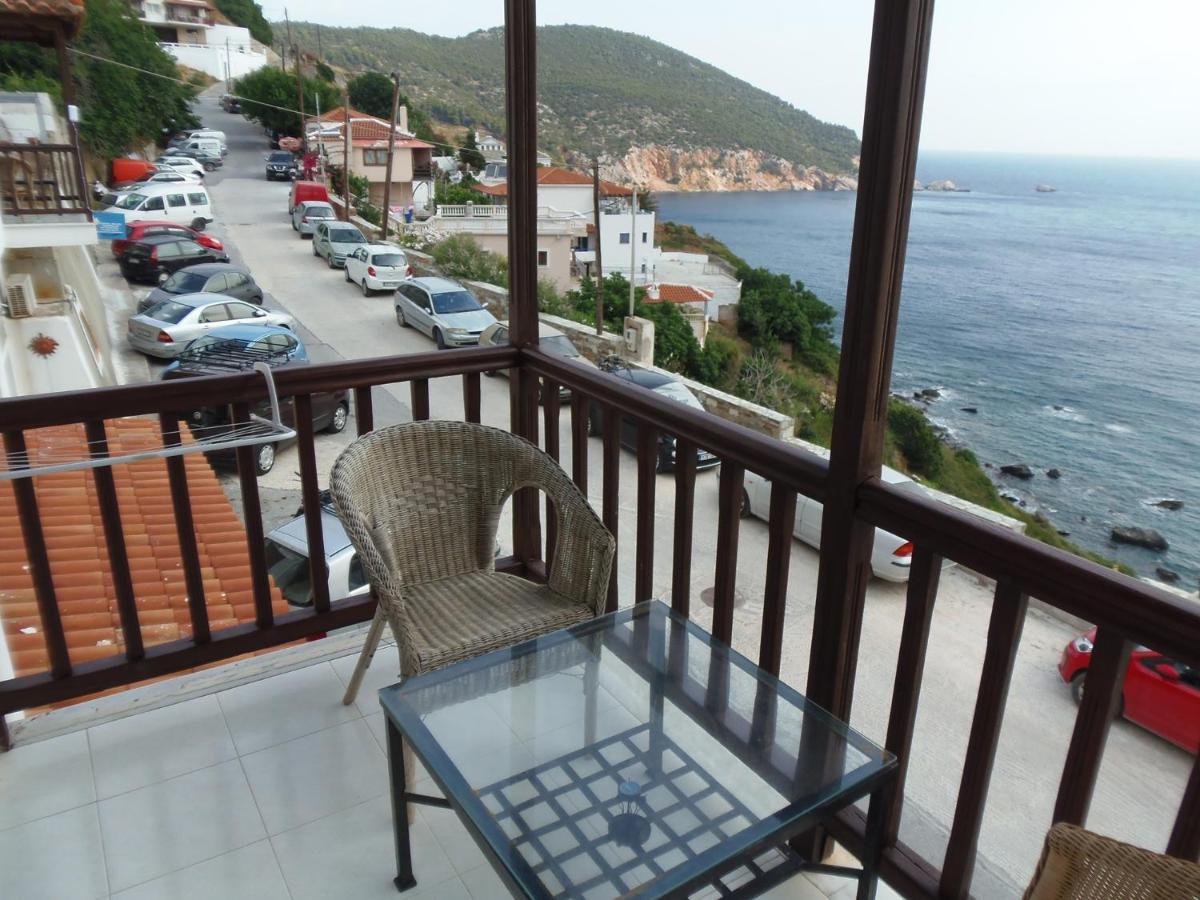 Studios Milos Skopelos-Where The Sea Meets The Sky Екстериор снимка